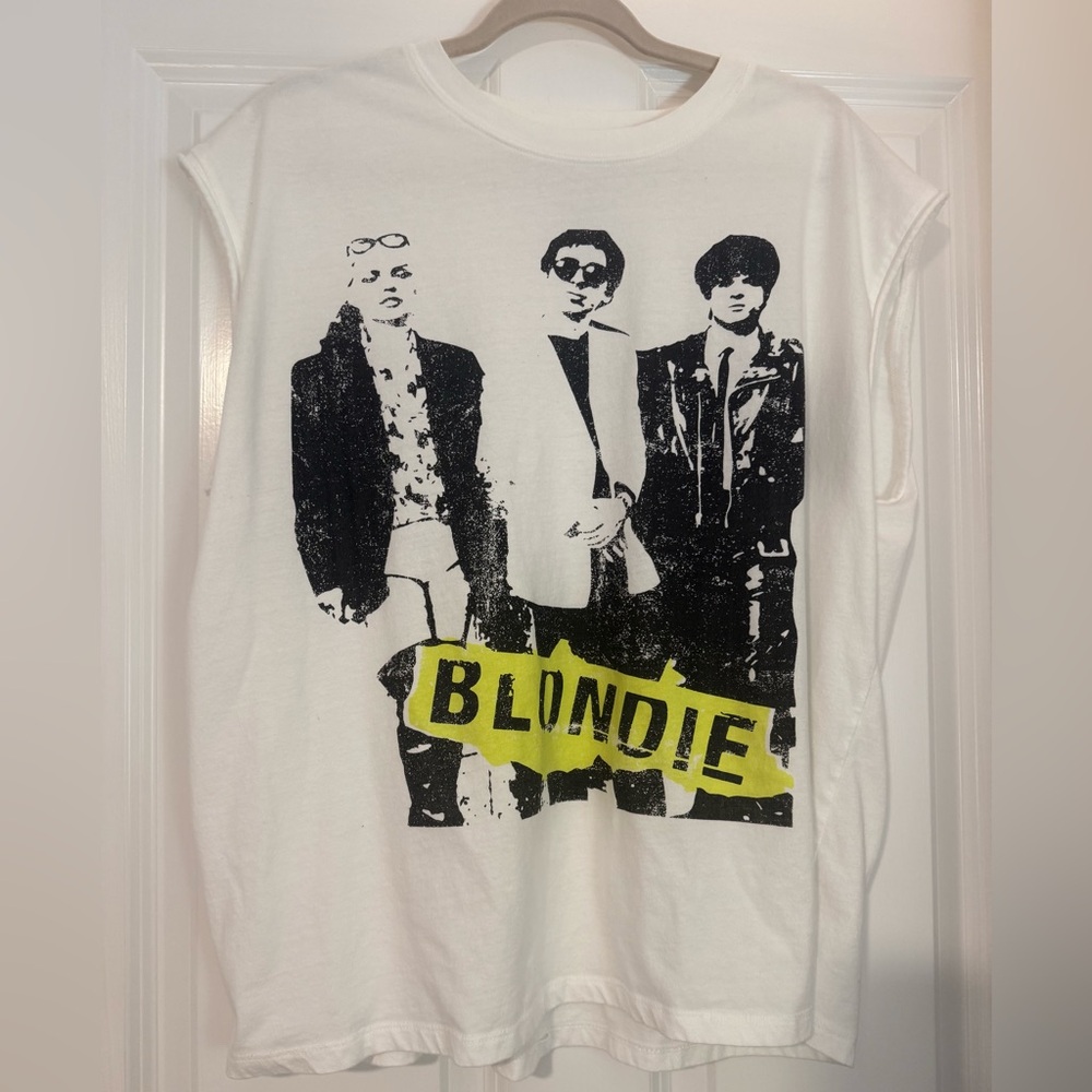 Target White Blondie Graphic Tee - Picture 1 of 2